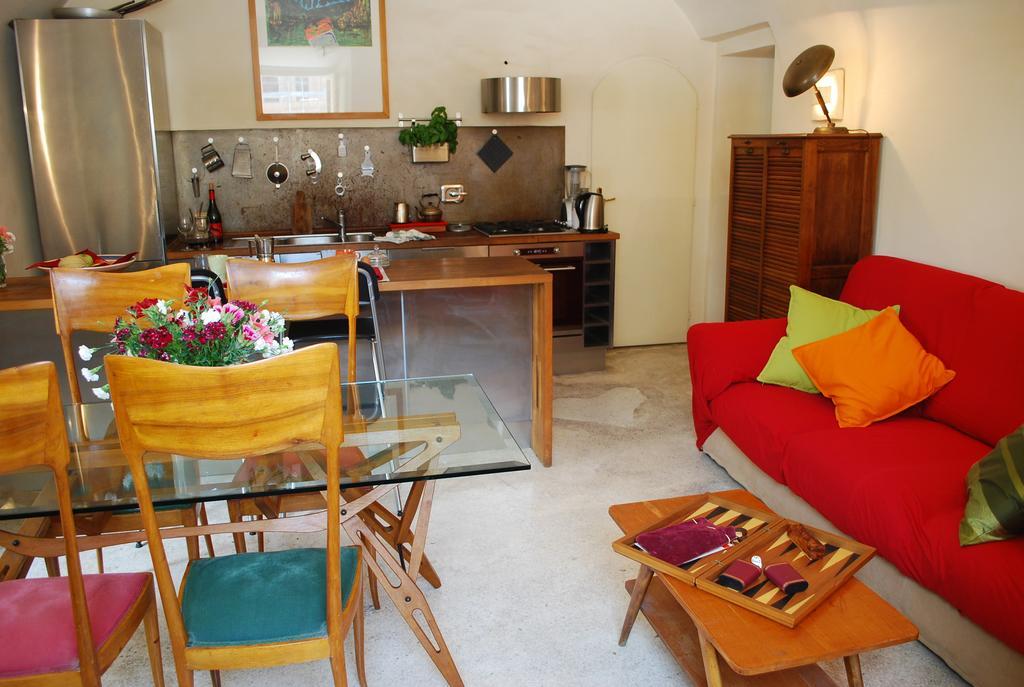 Appartamento Piazza Farnese Рим Номер фото